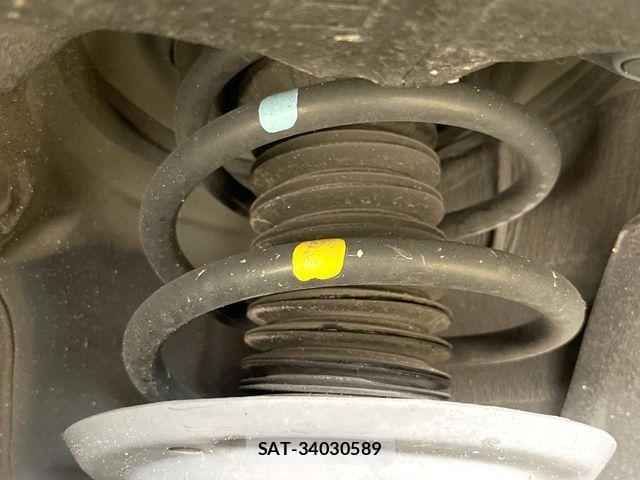 Toyota HARRIER HYBRID 2021-07 7562199-19