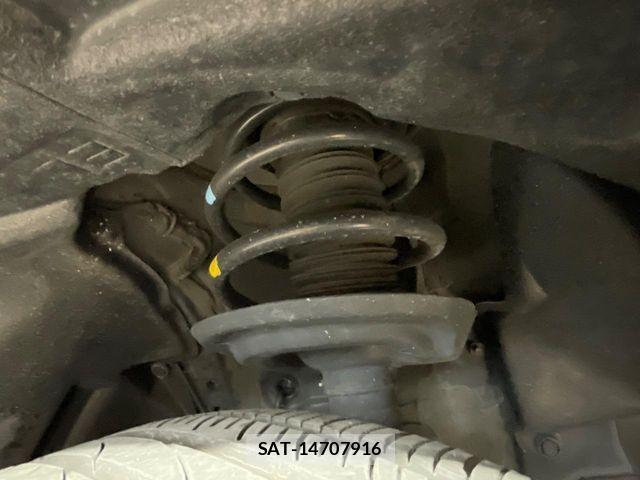 Toyota HARRIER HYBRID 2021-06 7562201-19