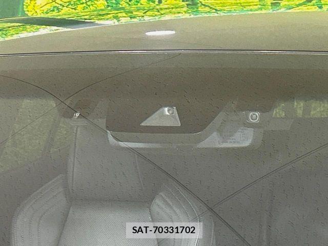 Toyota HARRIER HYBRID 2021-03 7562200-6