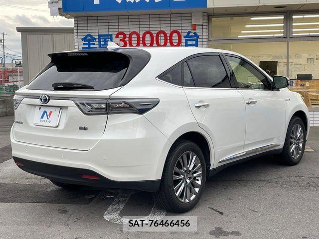 Toyota HARRIER HYBRID 2017-03 7616888-16