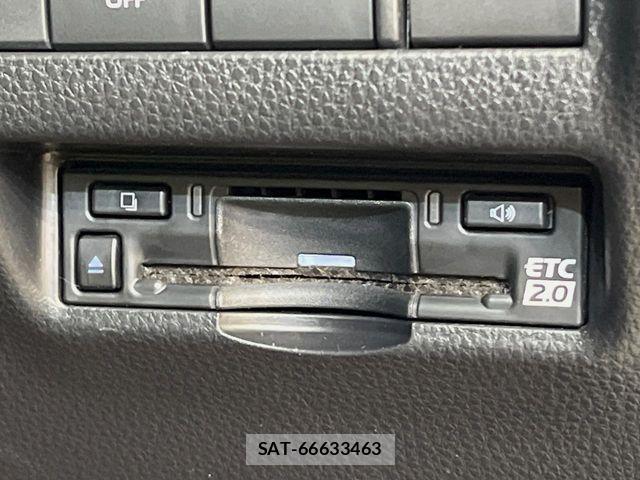 Toyota HARRIER HYBRID 2023-09 7616863-9