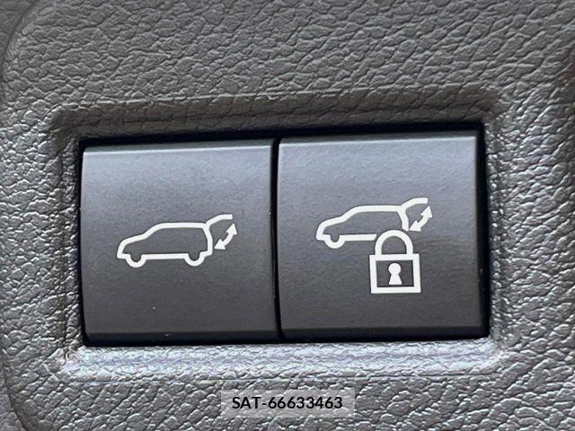Toyota HARRIER HYBRID 2023-09 7616863-7