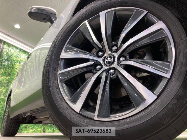 Toyota HARRIER HYBRID 2023-11 7616865-12