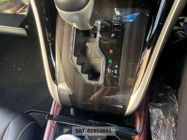 Toyota HARRIER HYBRID 2017-10 7616889-18