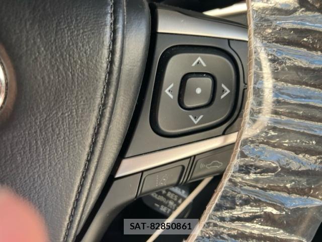 Toyota HARRIER HYBRID 2017-10 7616889-20