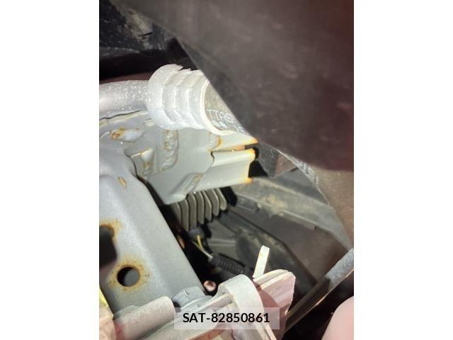Toyota HARRIER HYBRID 2017-10 7616889-23