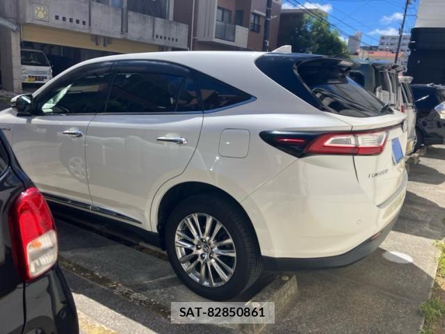 Toyota HARRIER HYBRID 2017-10 7616889-2