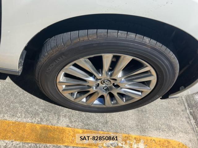 Toyota HARRIER HYBRID 2017-10 7616889-7