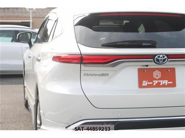 Toyota HARRIER HYBRID 2021-09 7616885-17