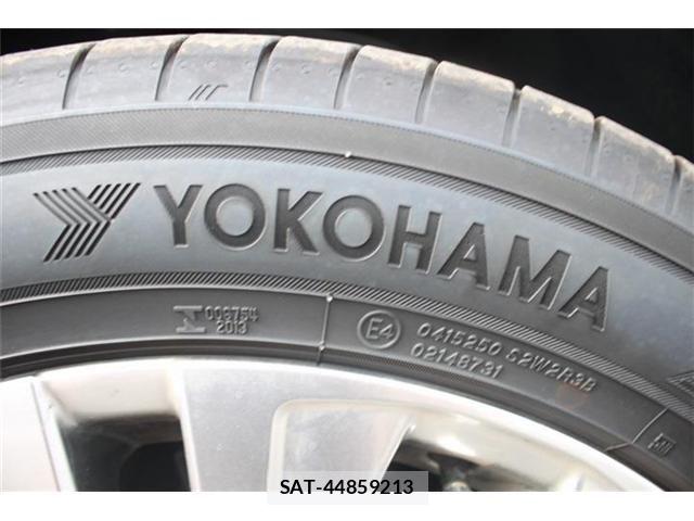 Toyota HARRIER HYBRID 2021-09 7616885-28