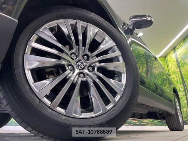 Toyota HARRIER HYBRID 2023-12 7616858-12