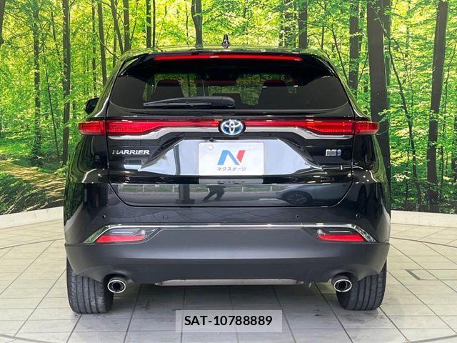 Toyota HARRIER HYBRID 2023-12 7616858-14