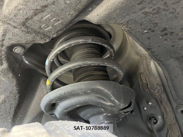 Toyota HARRIER HYBRID 2023-12 7616858-19