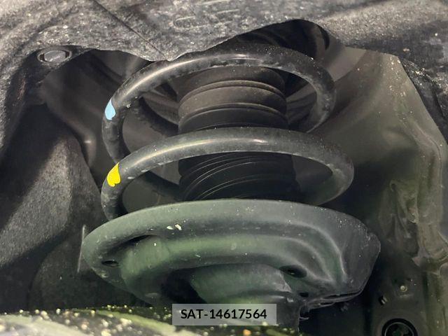 Toyota HARRIER HYBRID 2021-05 7616874-19