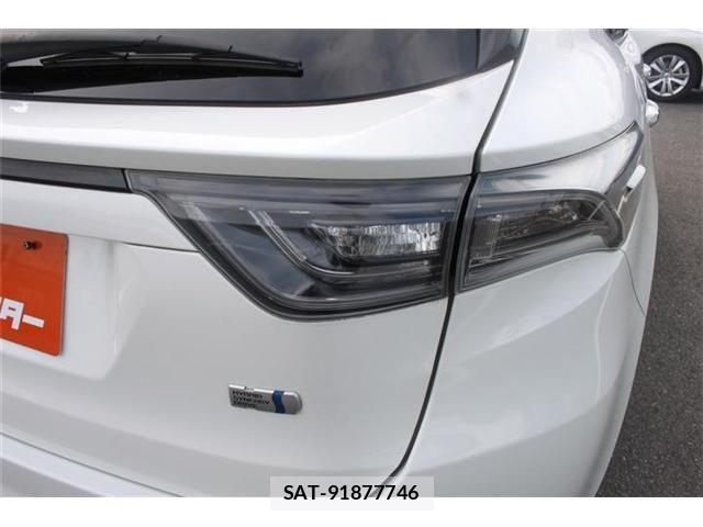 Toyota HARRIER HYBRID 2014-02 7616899-18