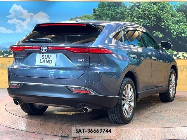 Toyota HARRIER HYBRID 2024-06 7616859-16