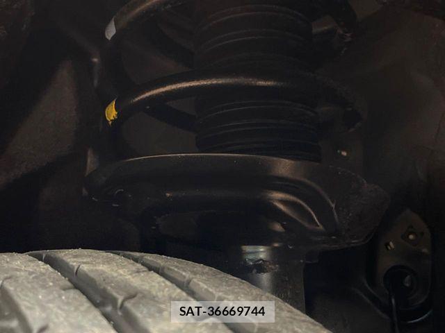 Toyota HARRIER HYBRID 2024-06 7616859-19