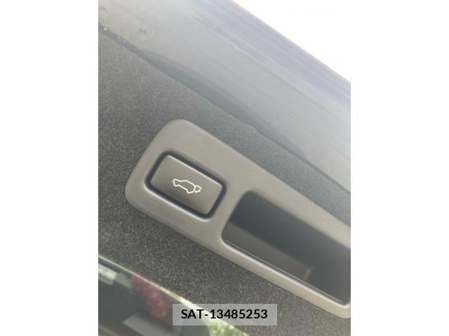 Toyota HARRIER HYBRID 2016-07 7616897-13