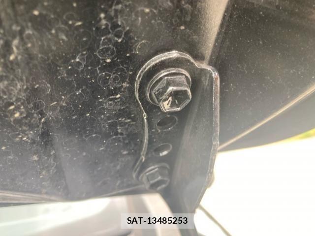 Toyota HARRIER HYBRID 2016-07 7616897-16