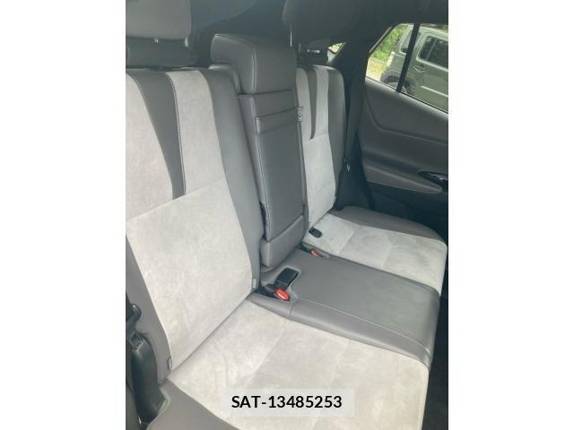 Toyota HARRIER HYBRID 2016-07 7616897-17