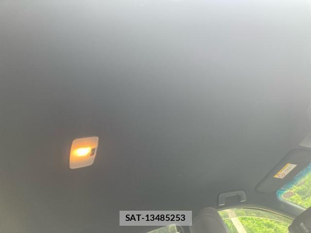 Toyota HARRIER HYBRID 2016-07 7616897-18