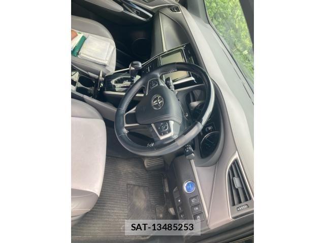 Toyota HARRIER HYBRID 2016-07 7616897-21