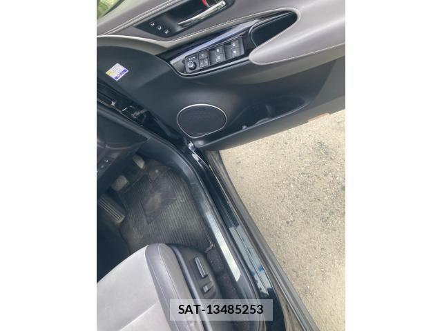 Toyota HARRIER HYBRID 2016-07 7616897-22