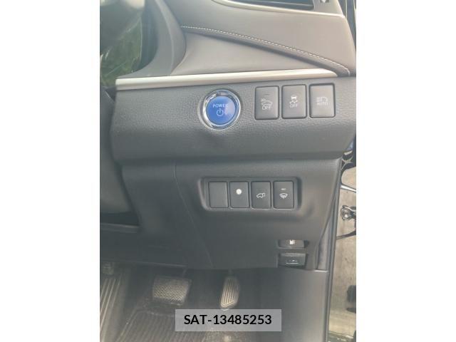 Toyota HARRIER HYBRID 2016-07 7616897-23