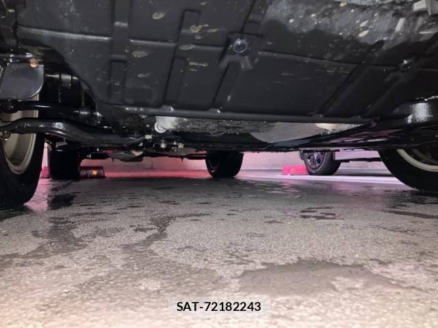Toyota HARRIER HYBRID 2015-07 7616900-4