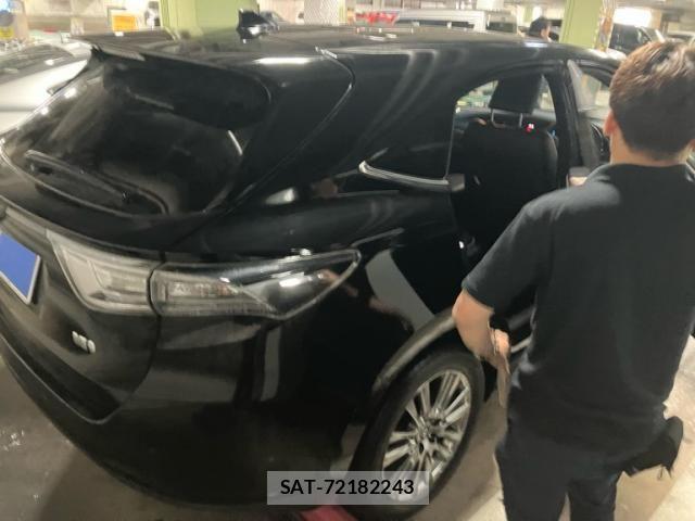 Toyota HARRIER HYBRID 2015-07 7616900-6