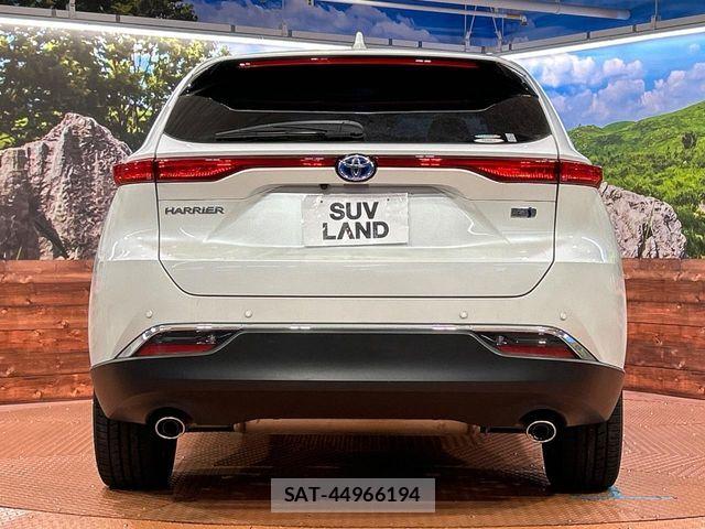 Toyota HARRIER HYBRID 2024-03 7616851-14