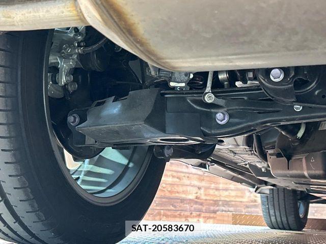 Toyota HARRIER HYBRID 2023-03 7616850-19