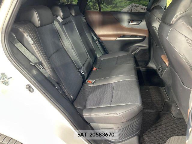 Toyota HARRIER HYBRID 2023-03 7616850-8