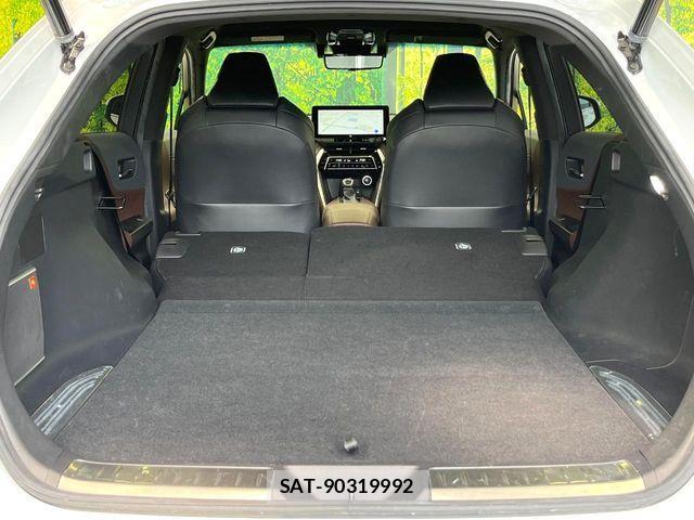 Toyota HARRIER HYBRID 2023-02 7616868-12