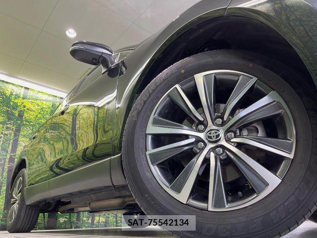 Toyota HARRIER HYBRID 2023-03 7616879-12