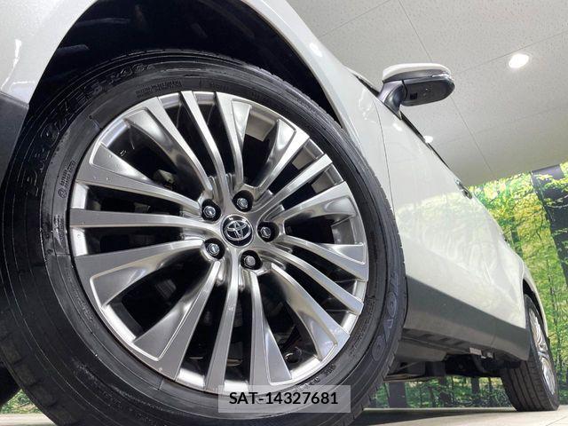 Toyota HARRIER HYBRID 2020-07 7616884-12