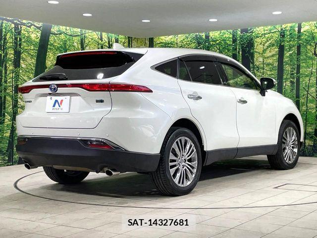 Toyota HARRIER HYBRID 2020-07 7616884-16