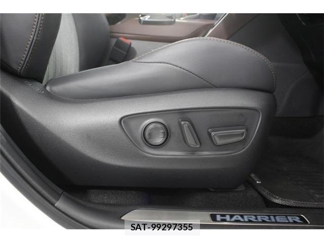 Toyota HARRIER HYBRID 2025-09 7616864-27