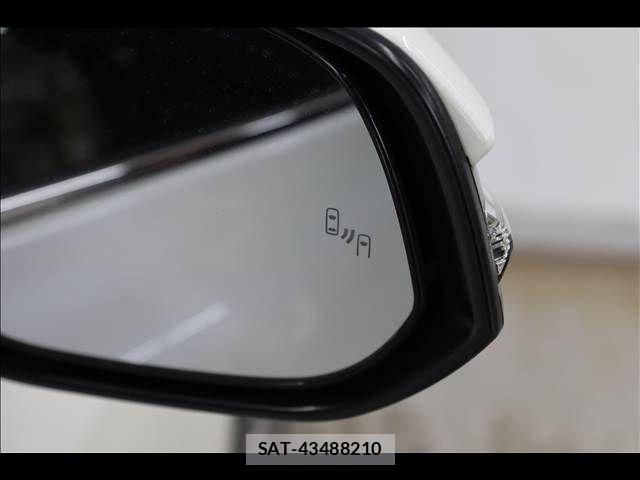 Toyota HARRIER HYBRID 2021-06 7616877-9