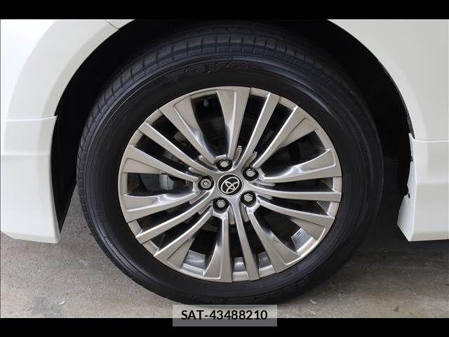Toyota HARRIER HYBRID 2021-06 7616877-13