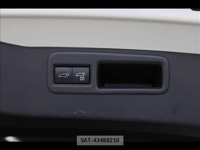 Toyota HARRIER HYBRID 2021-06 7616877-15