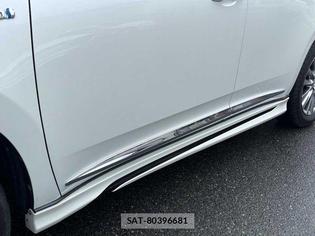 Toyota HARRIER HYBRID 2017-07 7723841-3