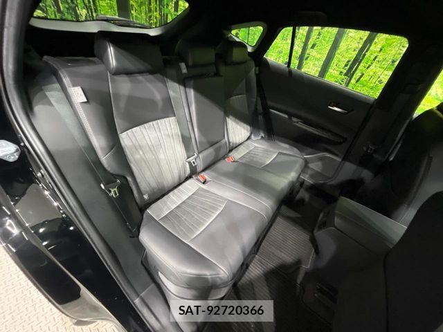 Toyota HARRIER HYBRID 2022-01 7723838-9