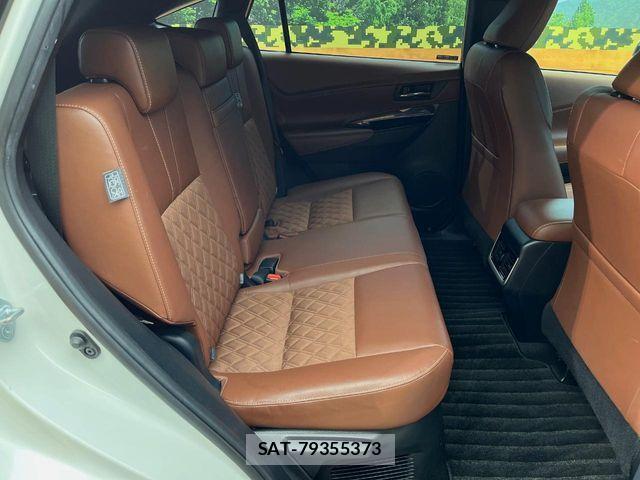 Toyota HARRIER HYBRID 2017-07 7723843-10