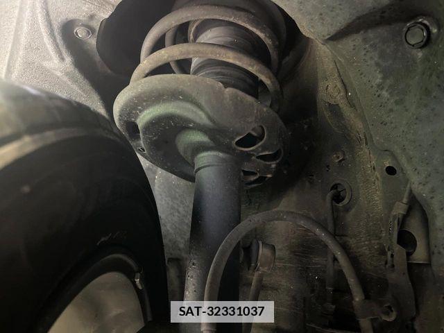 Toyota HARRIER HYBRID 2021-03 7723817-18