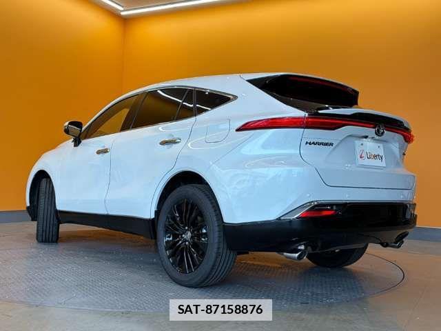 Toyota HARRIER HYBRID 2026-02 7723775-9