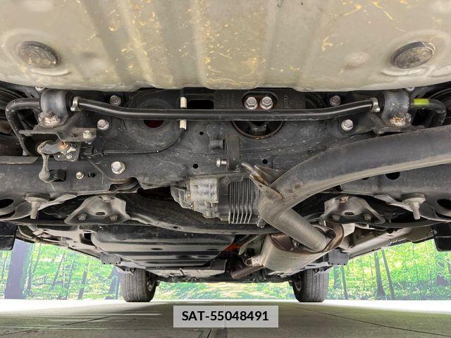 Toyota HARRIER HYBRID 2015-02 7785347-18