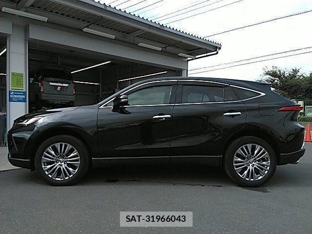 Toyota HARRIER HYBRID 2021-08 7876704-15