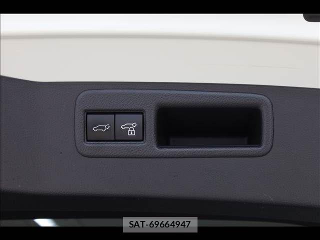 Toyota HARRIER HYBRID 2021-02 7876703-16