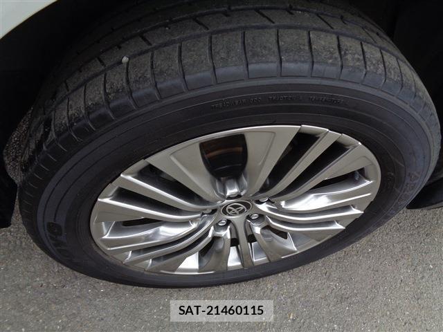 Toyota HARRIER HYBRID 2022-03 7876697-8